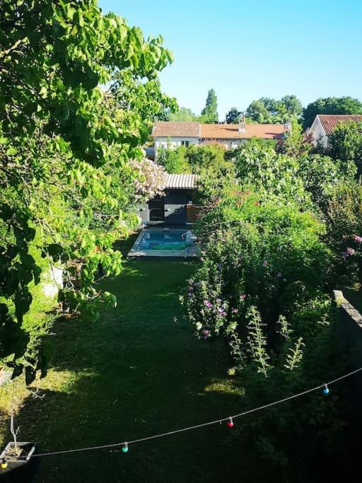 فيلا Echoppe Bordelaise Avec Jardin Et Piscine بوجْلِ المظهر الخارجي الصورة